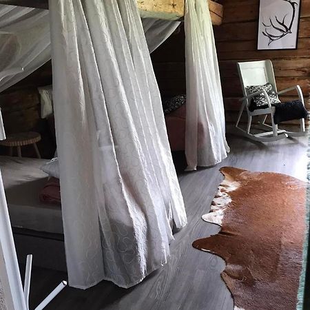 Paeivin Pirtti - Pirttikahvila Ja B&B Луосто Екстер'єр фото