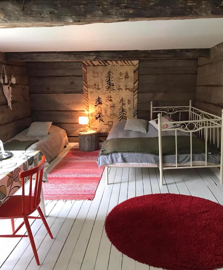 Paeivin Pirtti - Pirttikahvila Ja B&B Луосто Екстер'єр фото